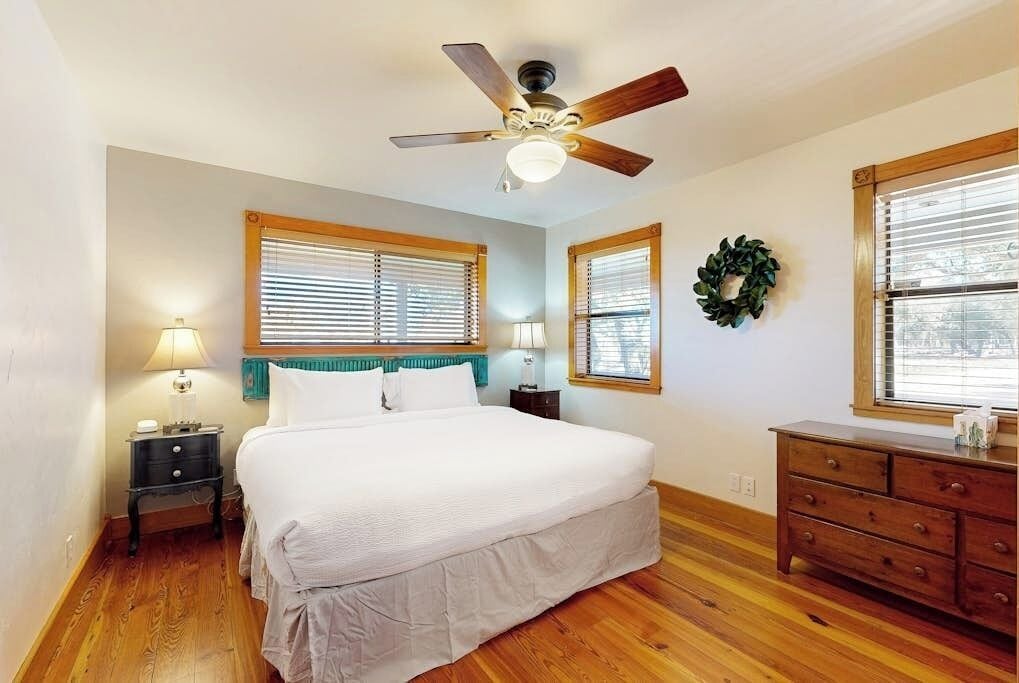 House, Multiple Beds, Kitchen, Garden View (Casa San Antonio) | 3 bedrooms, individually decorated, individually furnished, bed sheets