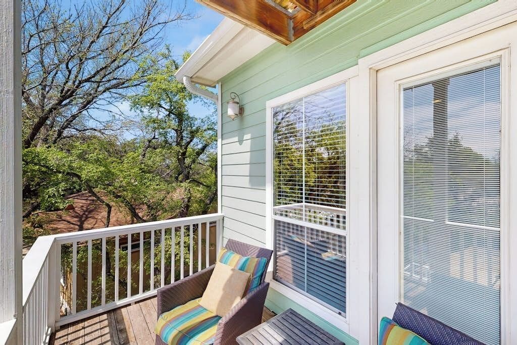House, Multiple Beds, Pool View (Treetop on LBJ) | Terrace/patio