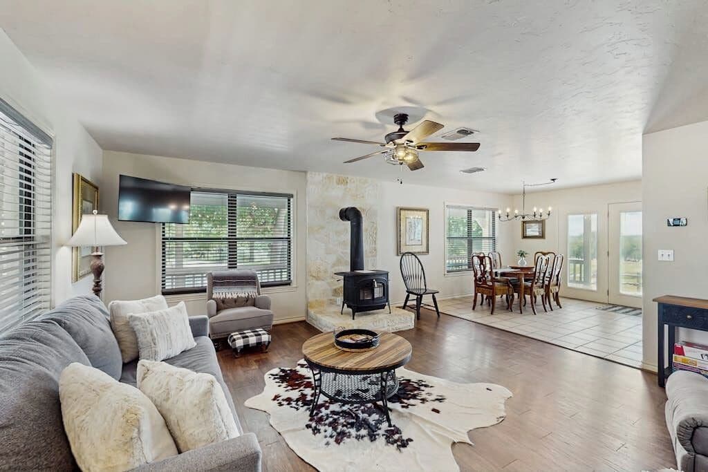 House, Multiple Beds, Patio, Garden View (Casa Austin) | Living area