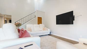 Condo, Multiple Beds (Way to the Bay) | Living area