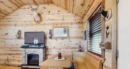 Dog-friendly Gem on 11 Acres With Valley Views, Deck, Gas Grill, Fireplace