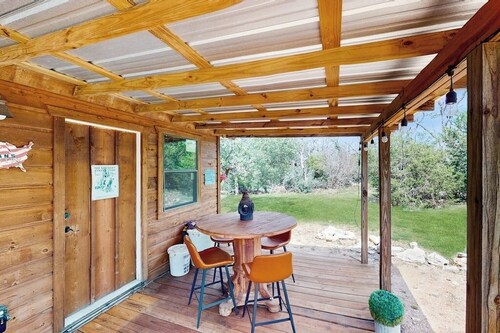 Dog-friendly Gem on 11 Acres With Valley Views, Deck, Gas Grill, Fireplace