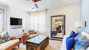 Condo, 1 King Bed, Pool View (The Waters Condo Building 6 ) | Living area