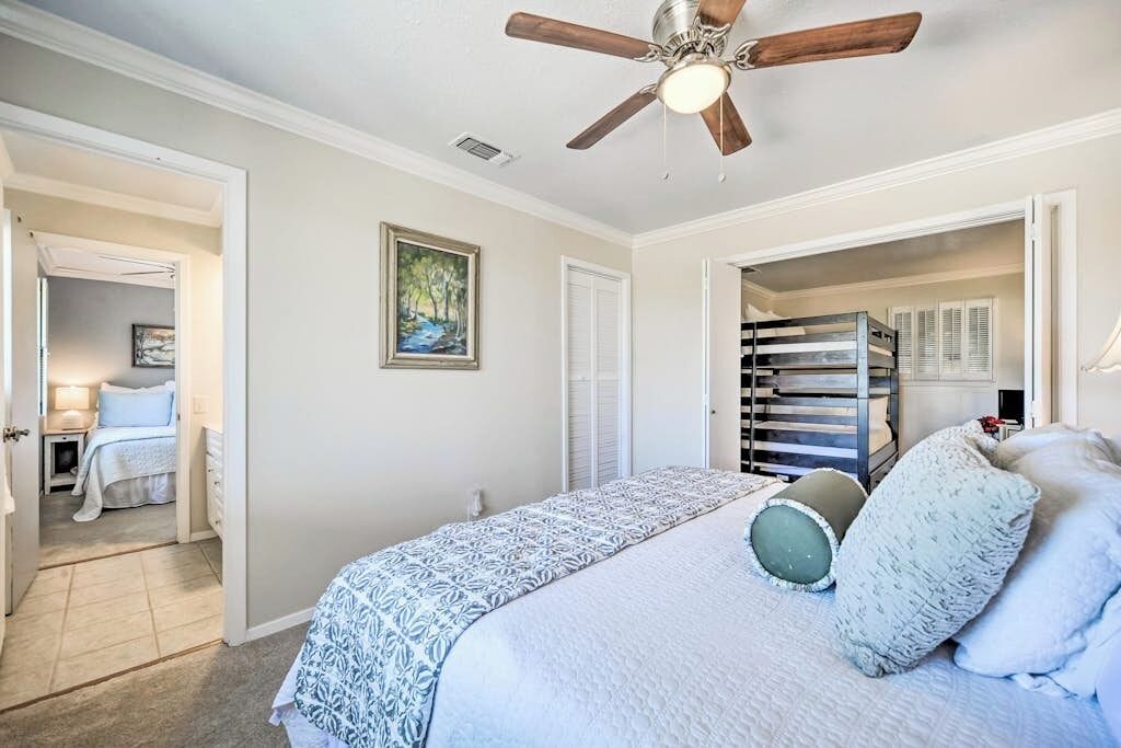 House, Multiple Beds, Pool View (Hillside Manor) | 4 bedrooms, individually decorated, individually furnished, bed sheets