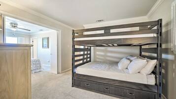 House, Multiple Beds, Pool View (Hillside Manor) | 4 bedrooms, individually decorated, individually furnished, bed sheets