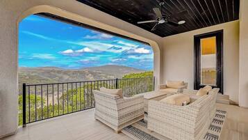 House, Multiple Beds, Mountain View (Dream on Devil's Cove) | View from room