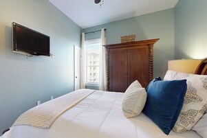 2 habitaciones, decoración personalizada y muebles diferentes 