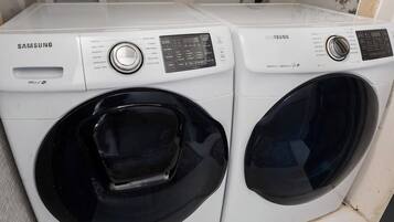 House, Multiple Beds, Garden View (Stonewall Ranch) | Laundry