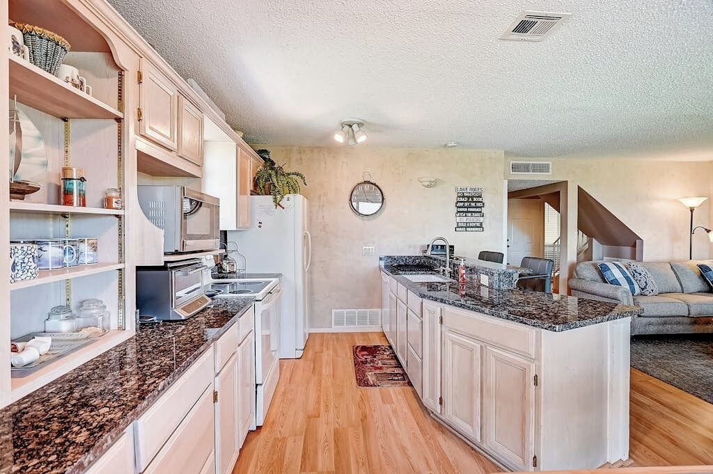 Condo, Multiple Beds, Garden View (Venture in Adventures) | Private kitchen