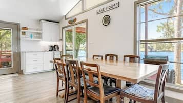House, Multiple Beds (Beckers Point Lake Houses) | 4 bedrooms, individually decorated, individually furnished, bed sheets
