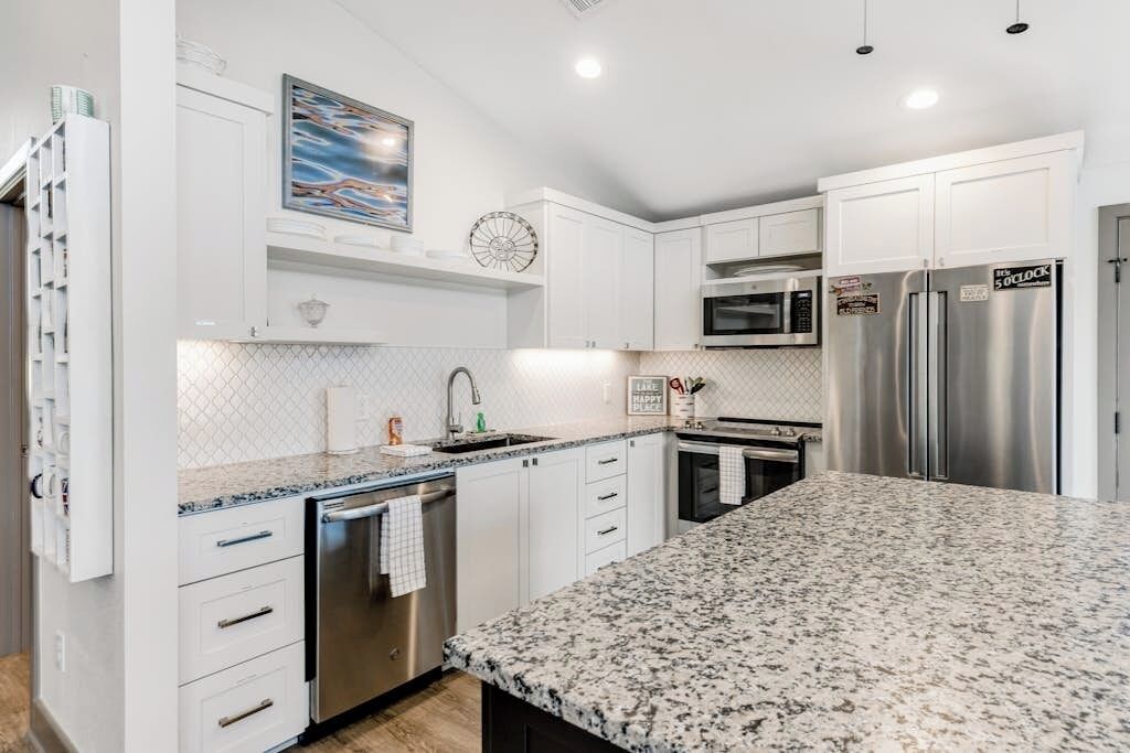 House, Multiple Beds (Beckers Point Lake Houses) | Private kitchen