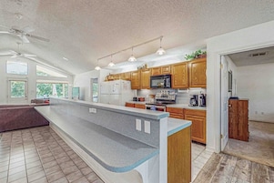 Casa, varias camas, Se admiten mascotas (River Oaks R&R) | Cocina privada