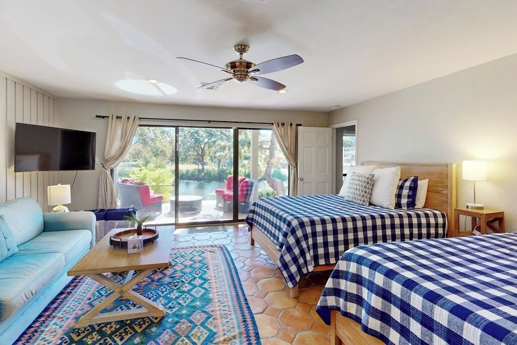 House, Multiple Beds (Bay Point Paradise) | 3 bedrooms, individually decorated, individually furnished, bed sheets