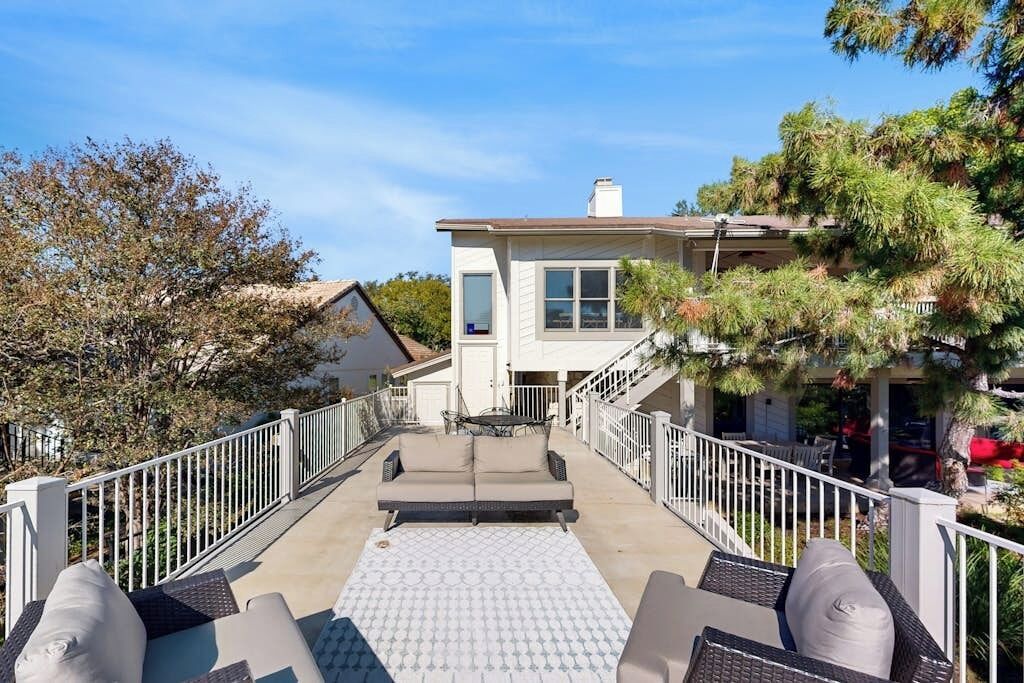 House, Multiple Beds (Bay Point Paradise) | Outdoor dining