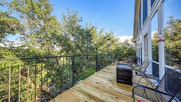 Ferienhaus, Mehrere Betten (Lake Travis Hill Country Retreat) | Terrasse/Patio