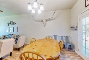 3 habitaciones, decoración personalizada y muebles diferentes