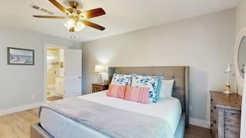 Condo, Multiple Beds, Pool View (Sundowner) | 2 bedrooms, individually decorated, individually furnished, bed sheets