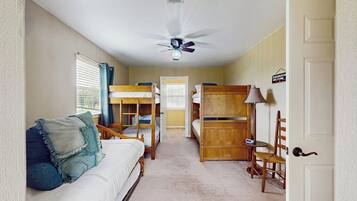 House, Multiple Beds, Balcony (Lone Star Oasis) | 4 bedrooms