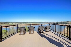 Hus, flere senger (Stone Lodge) | Terrasse/patio