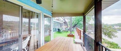 House, Multiple Beds, Pool Access, Pool View (Casa del Lago) | Outdoor dining
