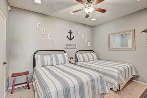 2 habitaciones, decoración personalizada y muebles diferentes 