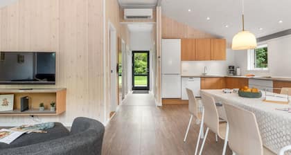 "Sibyll" - 1km from the sea by Interhome