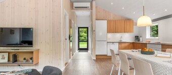 "Sibyll" - 1km from the sea by Interhome