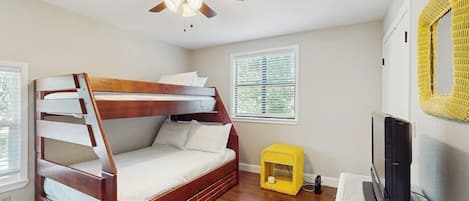 4 chambres, décoration personnalisée, ameublement personnalisé