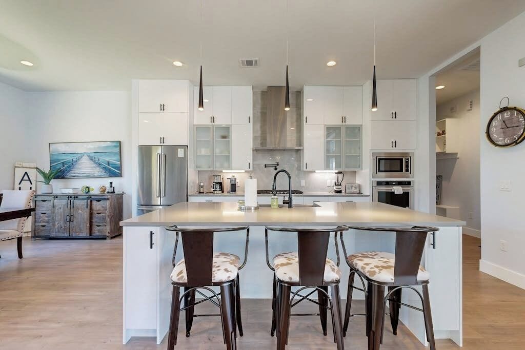 House, Multiple Beds, Garden View (The Desert Rose) | Private kitchen