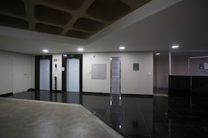 Apartment | Bahagian dalam