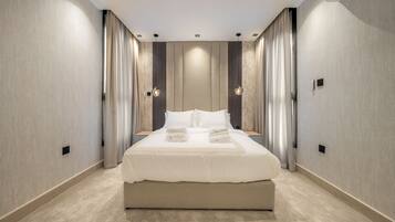 Iron/ironing board, free WiFi, wheelchair access