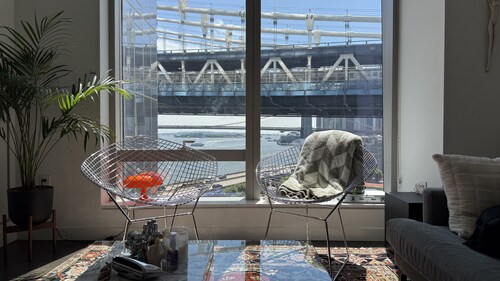 Luxury NYC Condo 1BR with Pool, Gym & Doorman