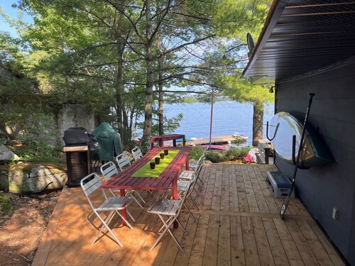 LAKEFRONT 3BDR - PRIVATE DOCKS/DECKS - SOUTHERN MUSKOKA 1.5 HRS FROM TORONTO