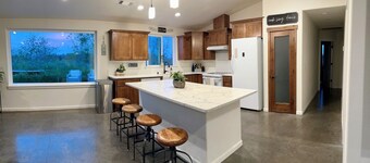 HandyFarms.com: California Organic Farm Stay on a Red Walnut Orchard Nut Store