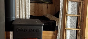Peaceful, Off-Grid Cabin by the River- No Power, No Water- Just Tranquility