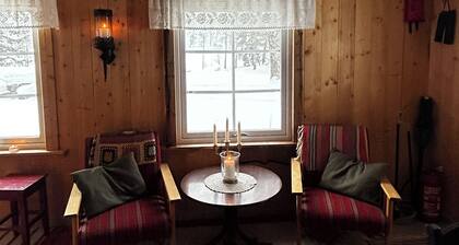 Peaceful, Off-Grid Cabin by the River- No Power, No Water- Just Tranquility