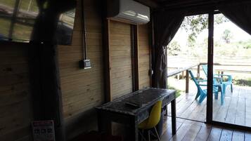 Villa, Balcony, Lake View | Dining