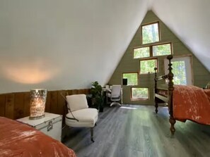 Spa - Cabin #2 A-Frame Artists Retreat (Diana)