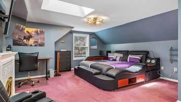 4 bedrooms, iron/ironing board, WiFi, bed sheets