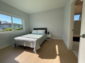 Ferros/tábuas de passar roupa, Wi-Fi, roupa de cama