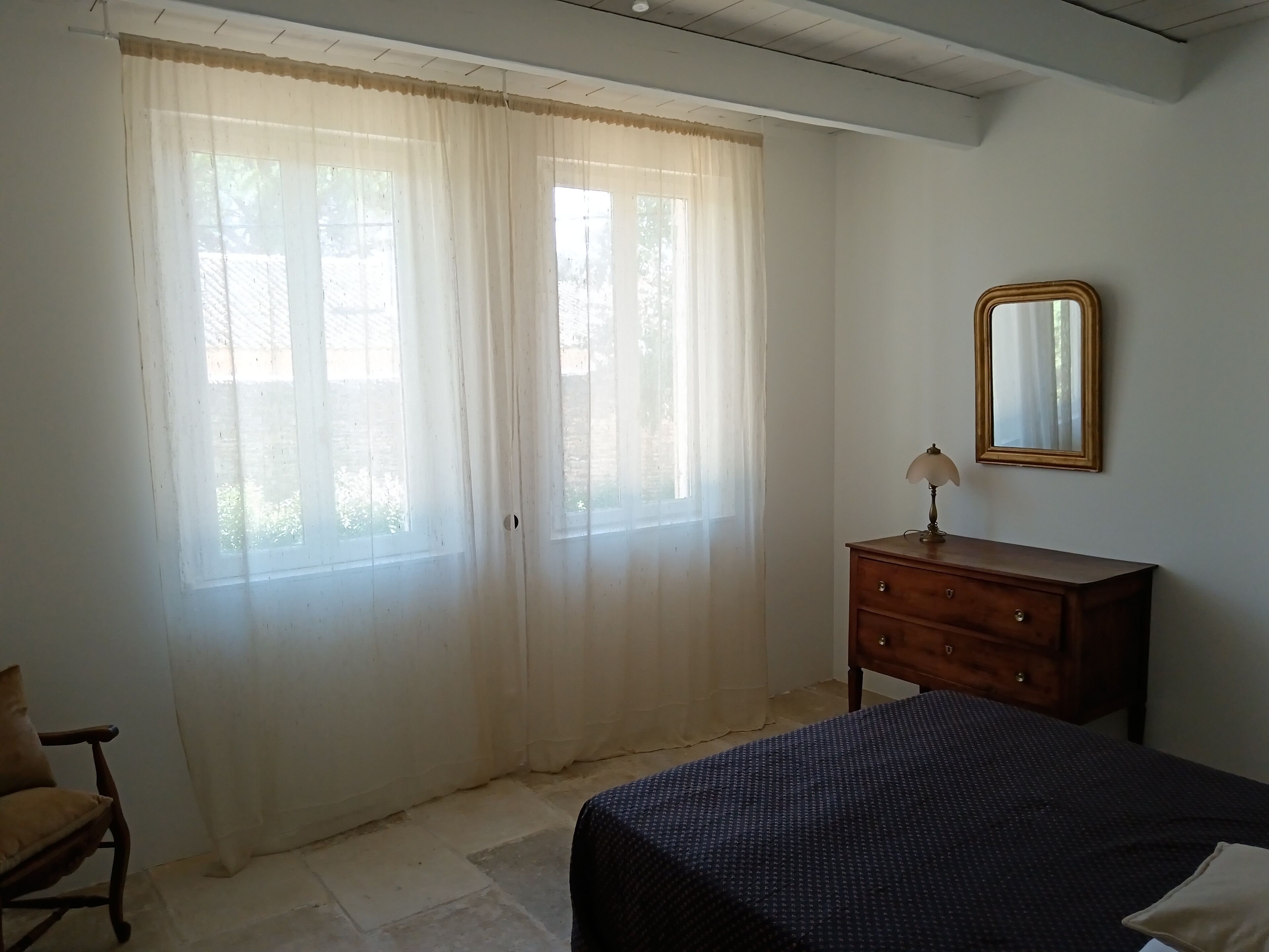 3 chambres, fer et planche à repasser, Wi-Fi gratuit, draps fournis