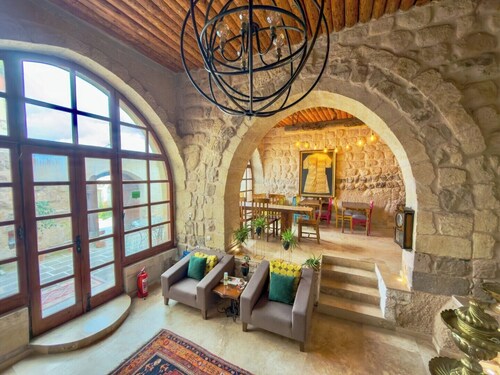 Gülperi Cave Otel