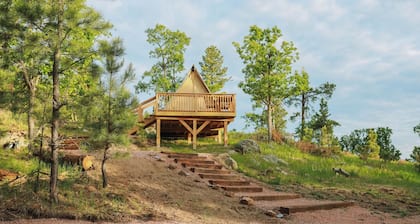 Cozy Woodland Glamping Tent with Private Deck
