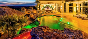 Sleeps 45 - Luxe Resort, Pool, HUGE Game Room, Bar