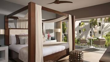 Deluxe Double Room, Garden View | In-room safe, blackout drapes, iron/ironing board, free WiFi
