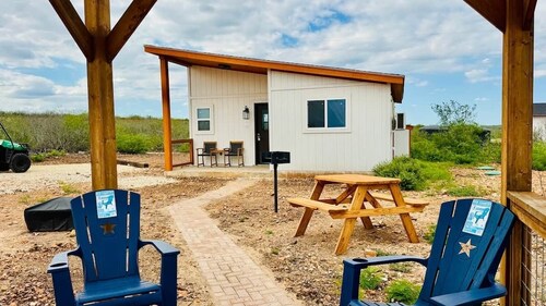 22 Eleven Sedona cozy cabin BBQ grill, Firepit, Pergola