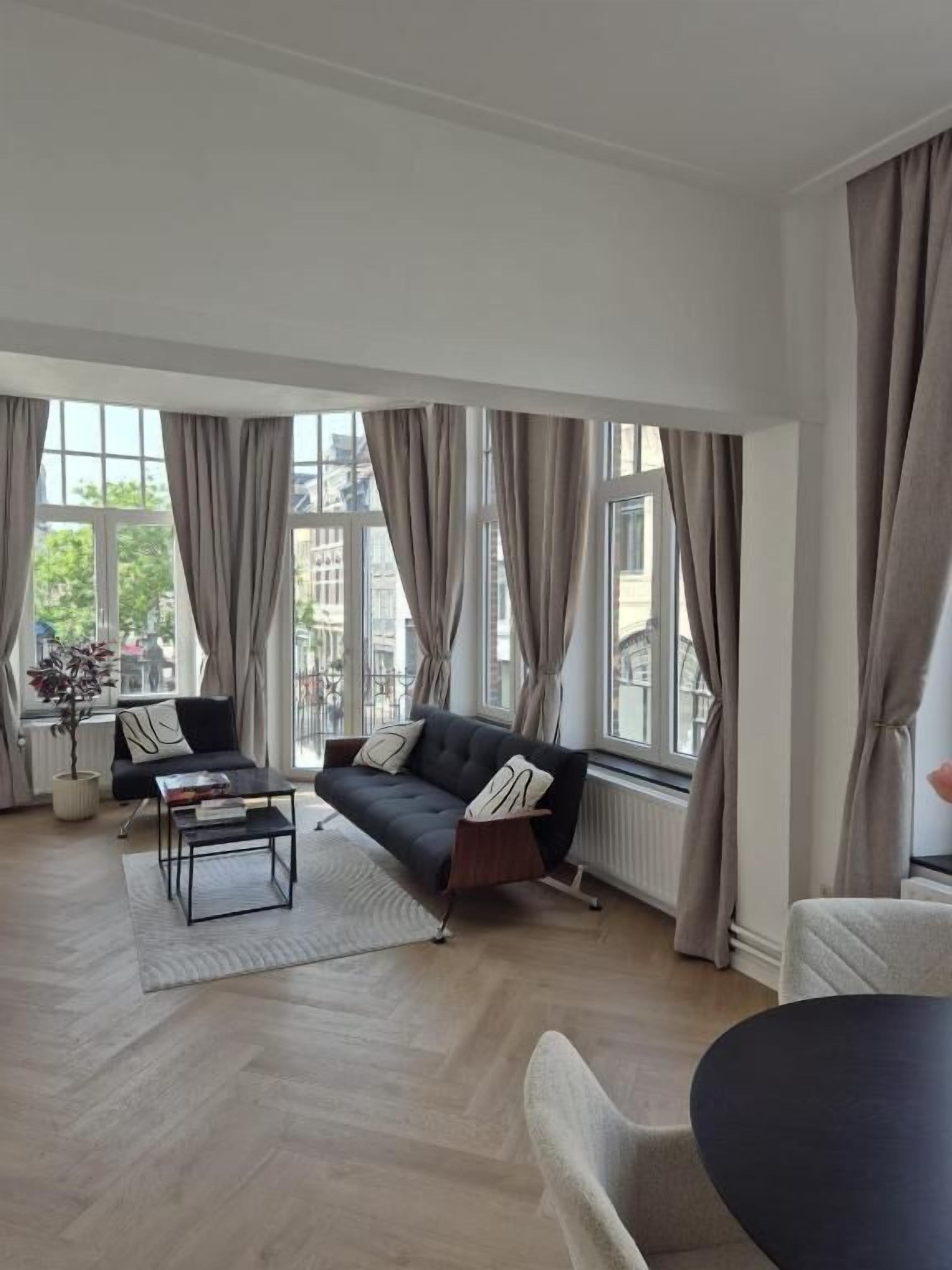 Apartment, Balcony, City View | Living area