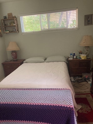 Room - Welcoming 1-bedroom house with AC in charming Vacaville (Vacaville)