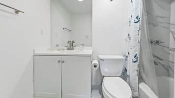 Family Condo, Beach View | Bathroom