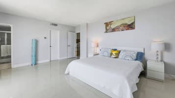 Family Condo, Beach View